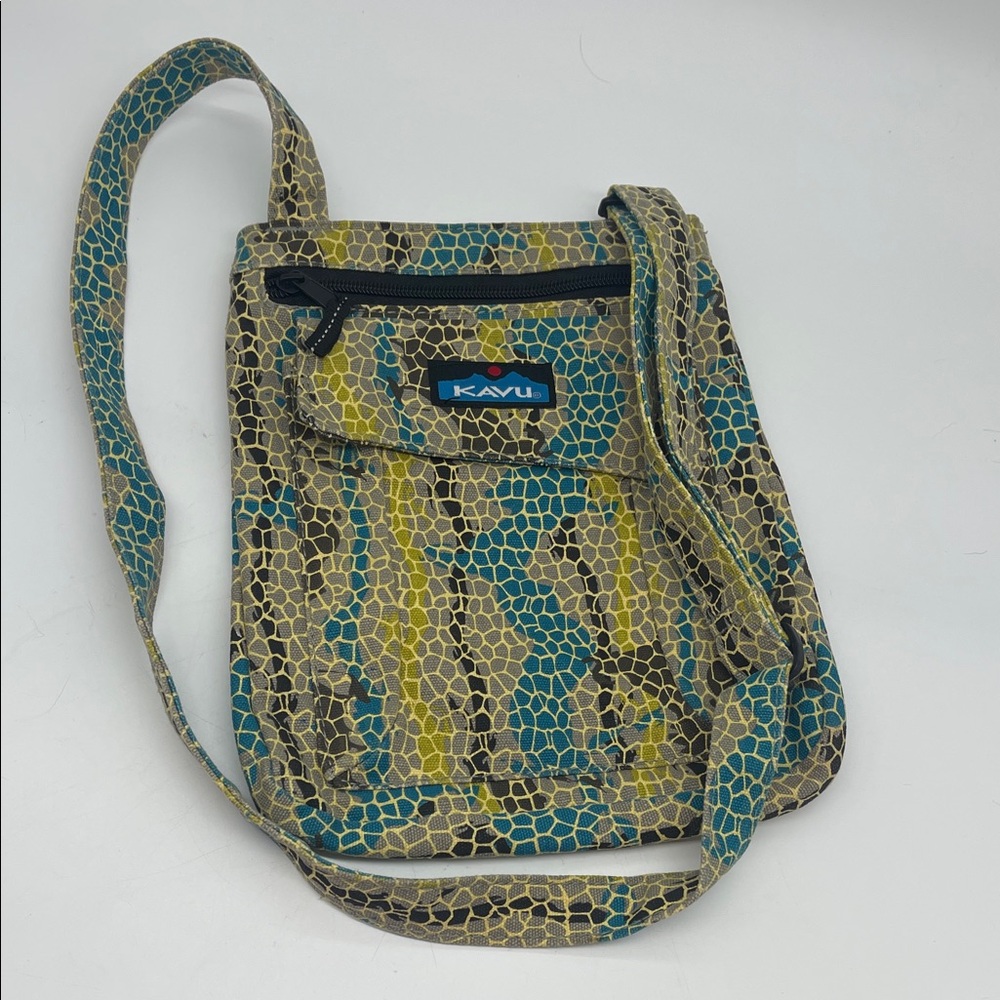 KAVU Crossbody Bag - Blue, Yellow, and Tan Giraffe Print